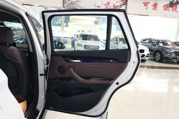 Used BMW X1 2020 sDrive25Li Leading Model