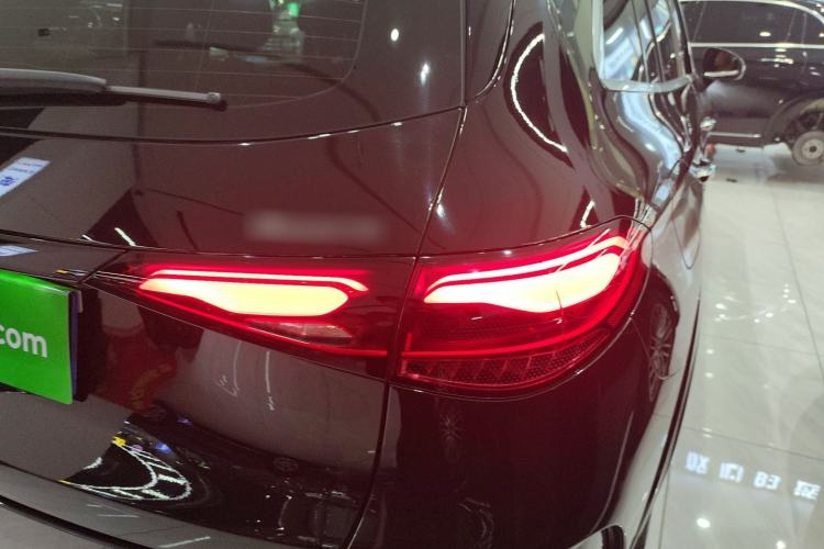 Used Mercedes-Benz GLC 2023 GLC 300 L 4MATIC Dynamic Edition 5-seater
