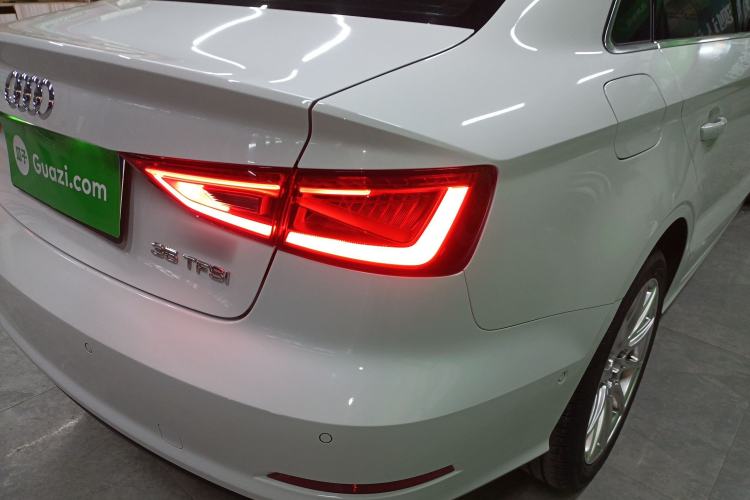 Used Audi A3 2015 Limousine 35 TFSI Millionth Anniversary Enjoyment Model