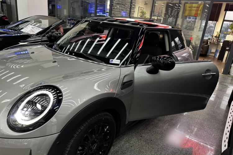 Used  MINI 2023 1.5T ONE
