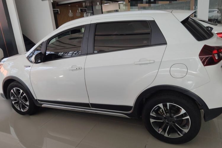 Used Geely Auto Vision X3 2019 Upgraded Model 1.5L CVT Elite Version
