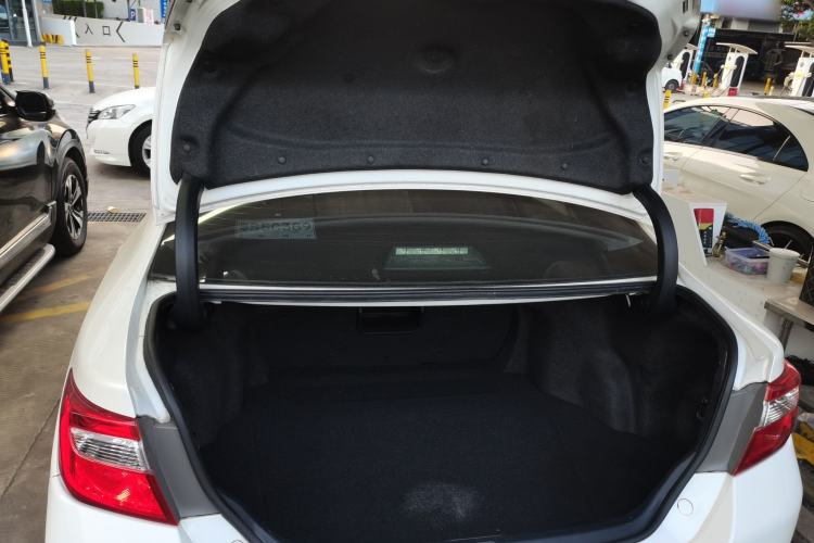 Used Toyota Camry 2012 Junrui 2.0S Radiant Edition
