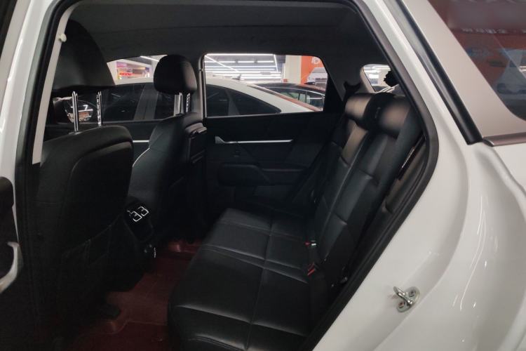 Used Hyundai ix35 2023 Musso 2.0L Deluxe Edition DLX
