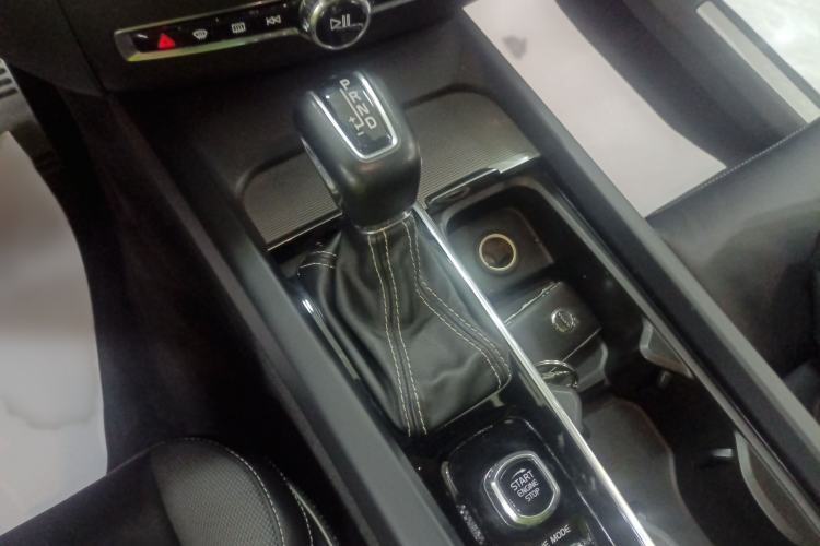 Used Volvo XC60 2020 T5 4x4 Smart & Dynamic Sport Edition