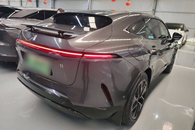 Used  11 2025 Ultra Extended-Range Edition
