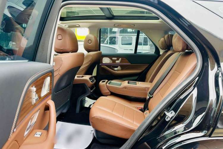 Used Mercedes-Benz GLE 2024 GLE 450 4MATIC Stylish Model
