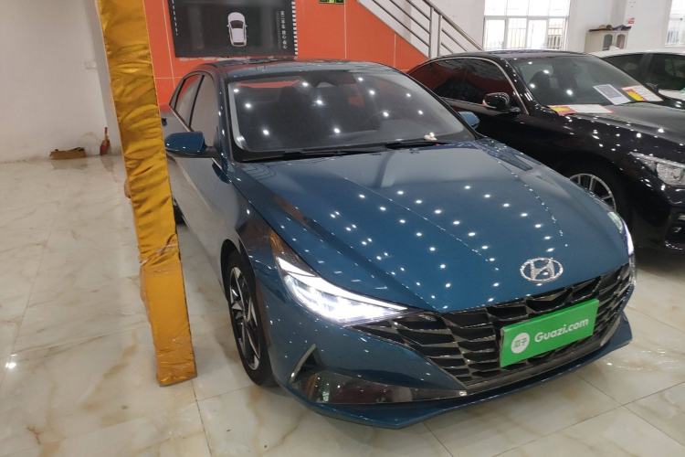 Used Hyundai Elantra 2022 1.5L CVT LUX Prestige Edition
