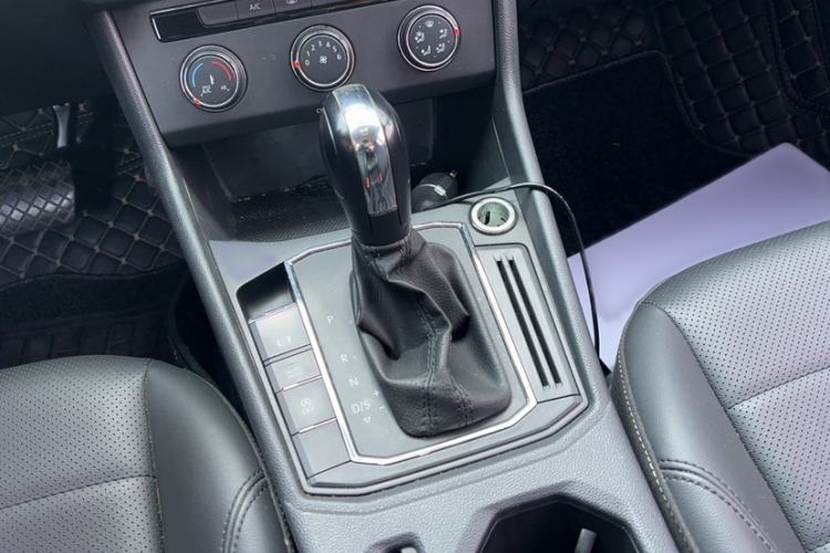 Used Volkswagen Lavida 2018 1.5L Automatic Comfort Edition China V Standard