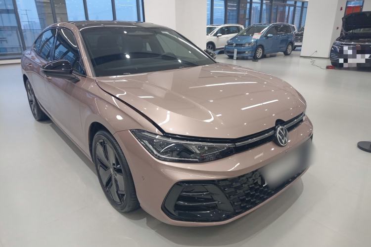 Used Volkswagen Passat 2025 Pro 380TSI Starry Dragon Luxury Edition
