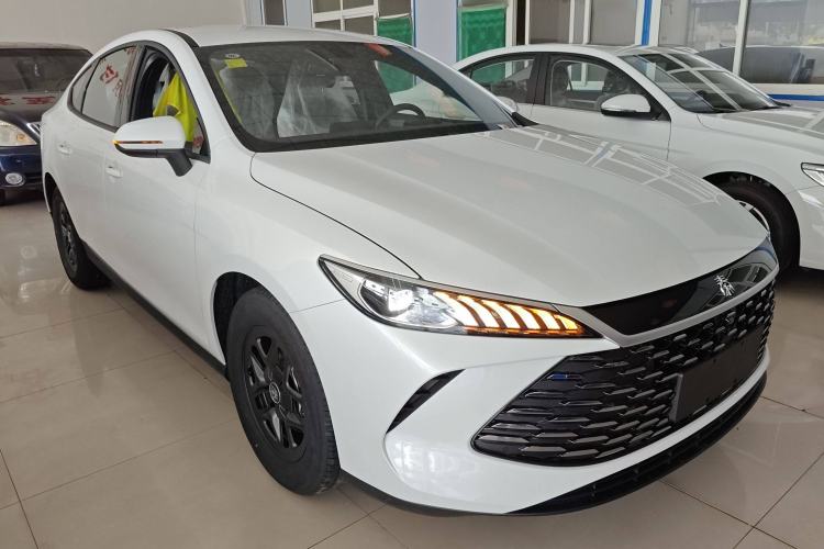Used BYD Qin PLUS 2025 DM-i Smart Drive 55KM Leading Model
