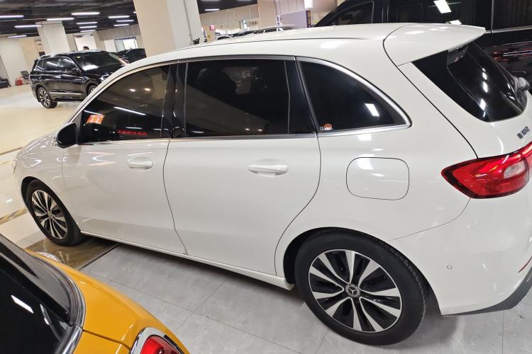 Used Mercedes-Benz B-Class 2021 B 180 Fashion Model
