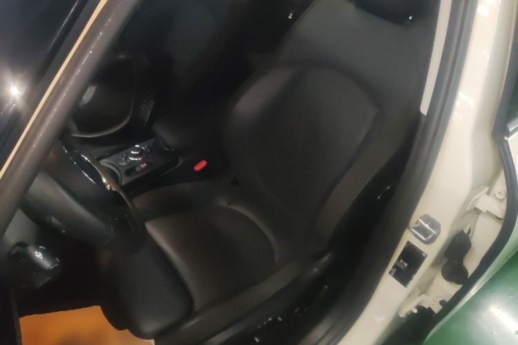 Used  Clubman 2022 1.5T COOPER Connoisseur