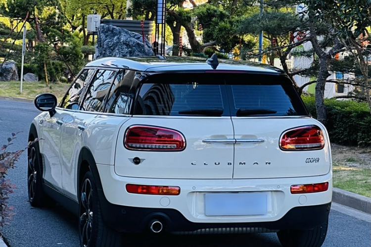 Used  Clubman 2019 1.5T COOPER Connoisseur
