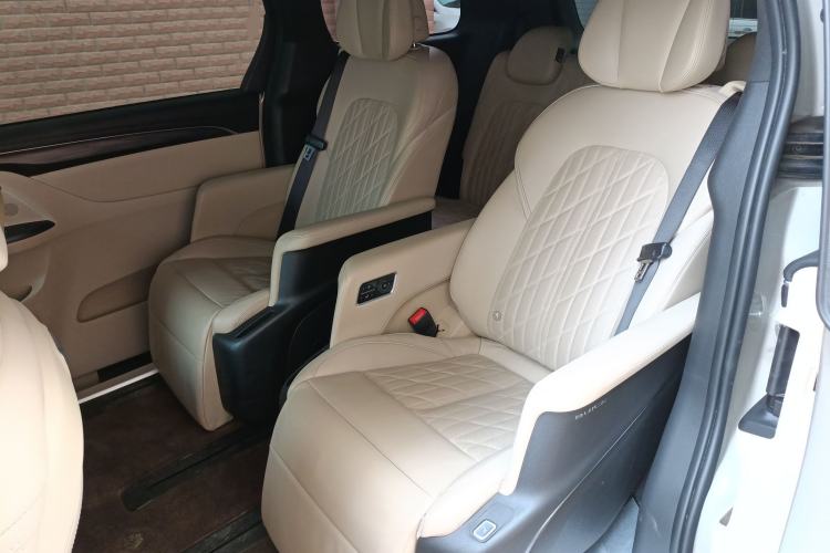 Used Buick GL8 2022 ES Landtrek 653T Flagship Model
