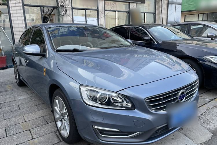Used Volvo S60 2017 S60L T4 Smart Range Edition
