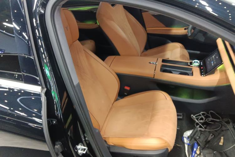 Used VOYAH PASSION 2023 Four-Wheel Drive Flagship Edition