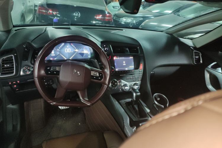 Used  5 2014 1.6T Luxury Edition THP200
