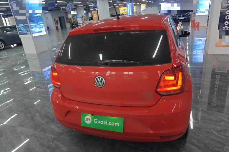 Used Volkswagen Polo 2016 1.6L Automatic Comfort Model
