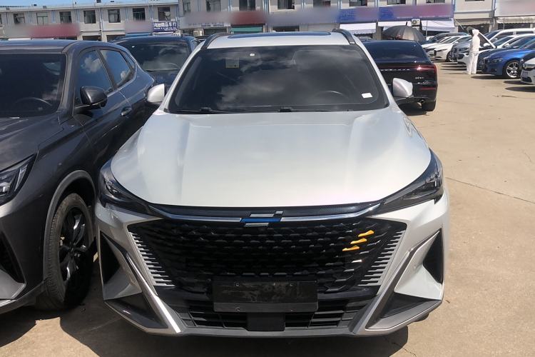 Used Oshan X5 PLUS 2023 1.5T DCT Smart & Fun AI Edition
