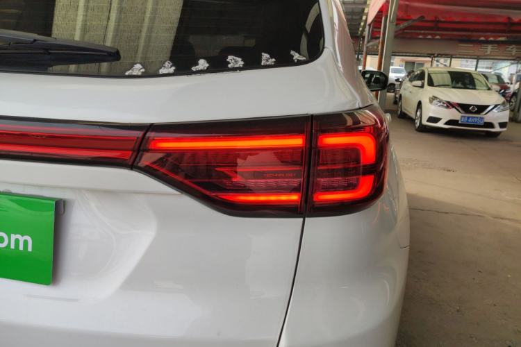 Used Changan CS75 2021 Honor Million Edition 280T DCT Prestige Model
