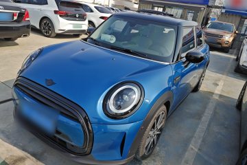 Used MINI MINI 2022 1.5T COOPER Artist Five-Door Edition