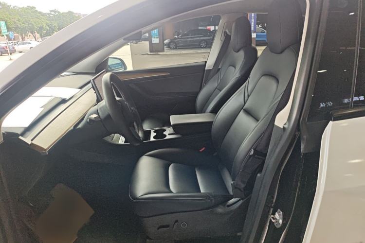 Used Tesla Model Y 2022 Rear-Wheel-Drive Version
