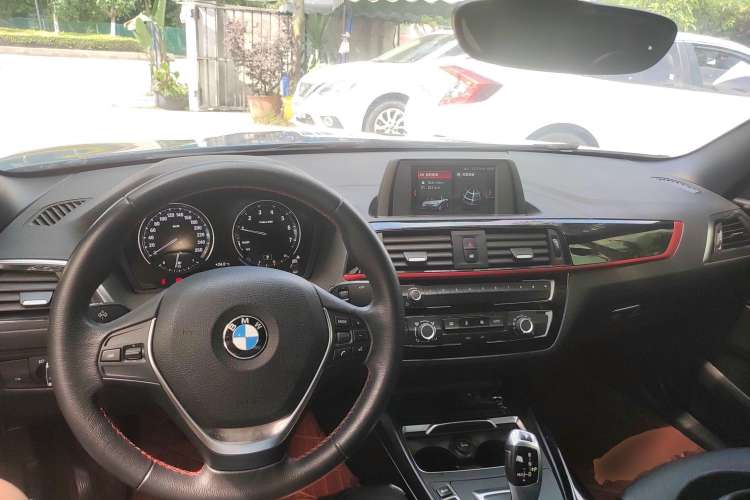 Used BMW 2 Series 2018 220i Convertible Coupe Sports Design Package
