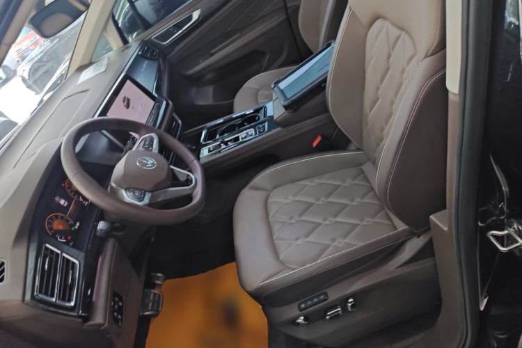 Used Volkswagen Viloran 2024 380TSI Premium Edition
