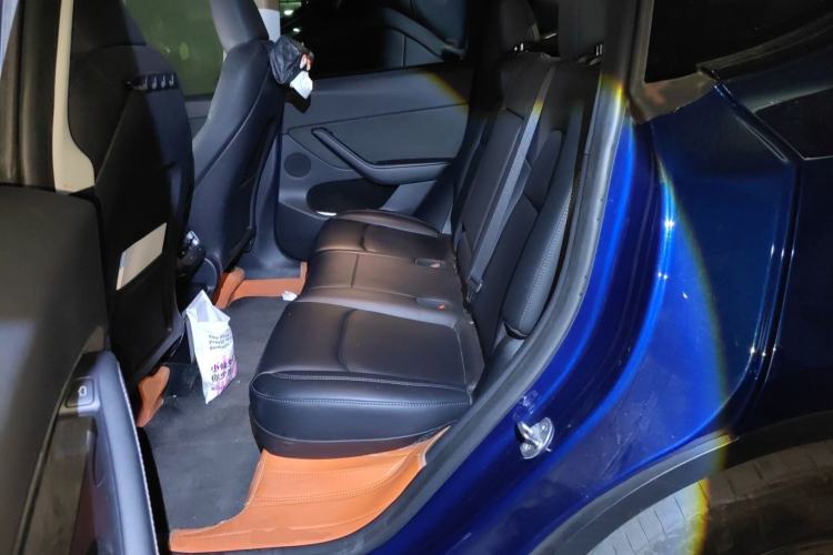 Used Tesla Model Y 2023 Long-Range All-Wheel-Drive Version
