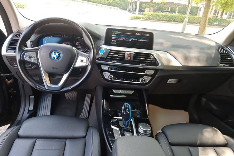 Used BMW iX3 2021 Leading Model

