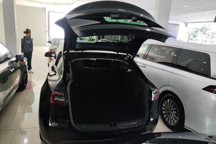 Used Tesla Model Y 2023 Rear-Wheel-Drive Version