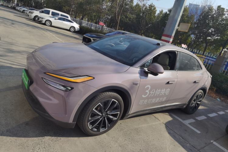 Used ONVO L60 2024 60 kWh All-Wheel Drive
