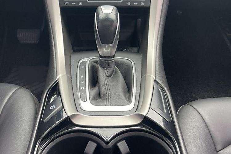 Used Ford Mondeo 2013 2.0L GTDi 200 Fashion Edition
