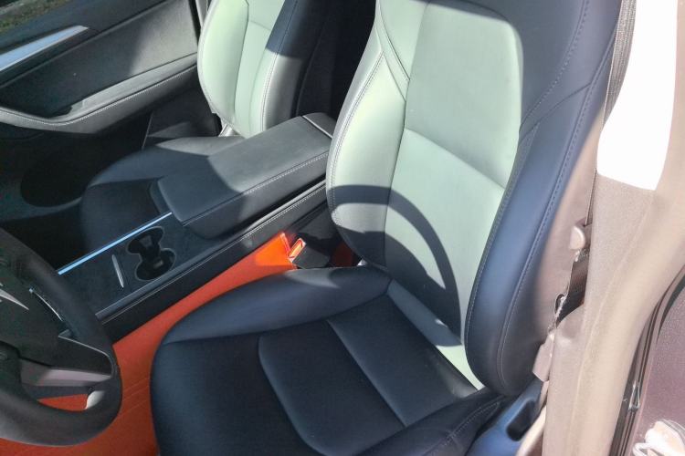 Used Tesla Model Y 2024 Long-Range All-Wheel-Drive Version