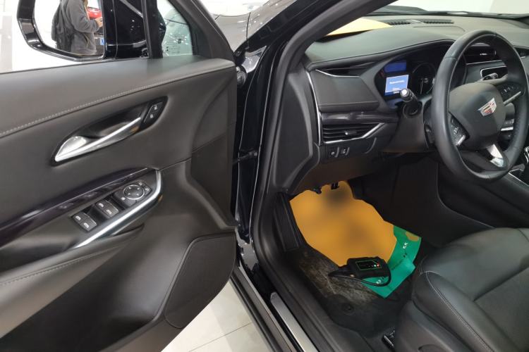 Used Cadillac XT4 2021 28T Two-Wheel Drive Tech Edition
