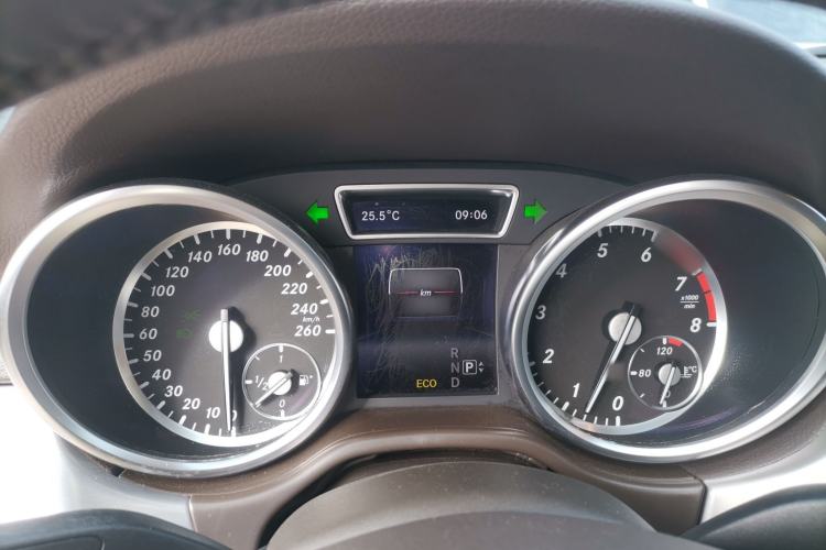 Used Mercedes-Benz M-Class 2015 ML 320 4MATIC
