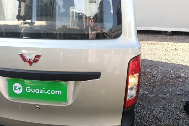 Used Wuling Zhiguang 2015 1.2L S Practical Model LSI