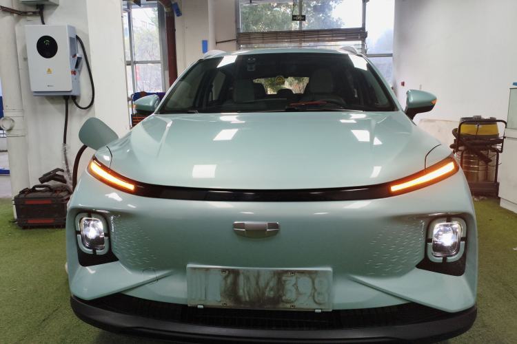 Used Geometry E Firefly 2024 301km Starlight
