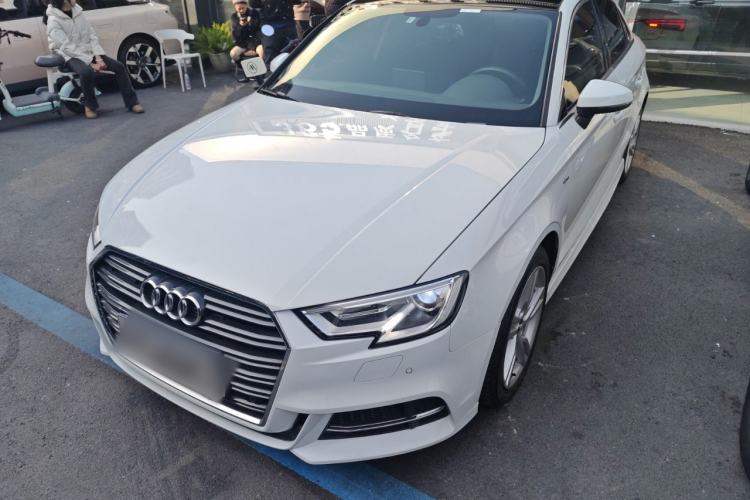 Used Audi A3 2018 30th Anniversary Edition Limousine 35 TFSI Fashion Model