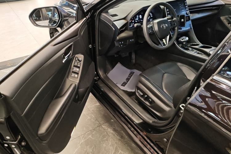 Used Toyota Avalon 2019 2.0L Luxury Edition China VI Standard
