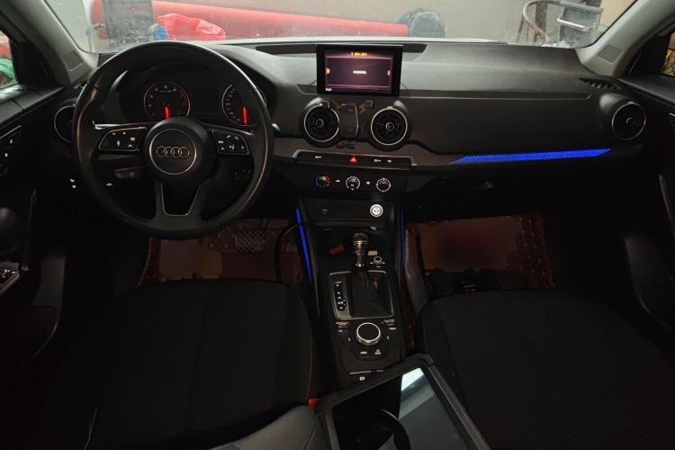 Used Audi Q2L 2018 35 TFSI Launch Exclusive Edition China V