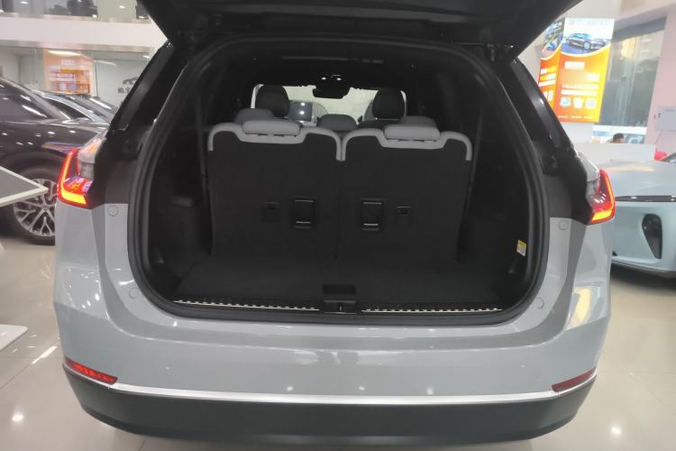 Used Nio ES8 2020 580 km Signature Edition 7-Seater Version
