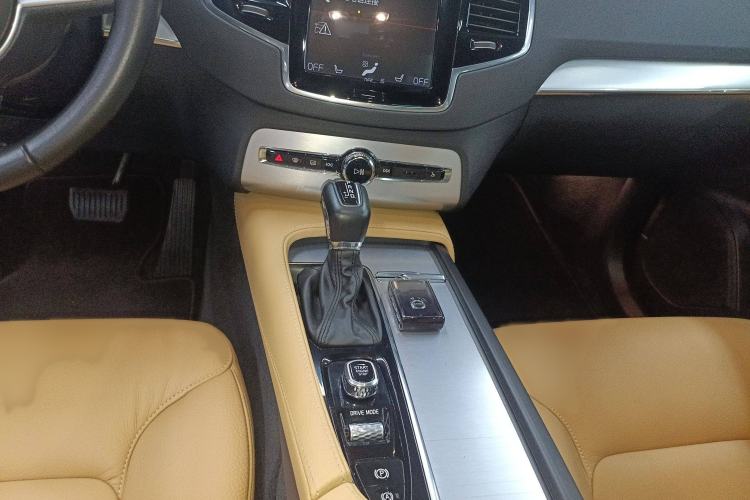 Used Volvo XC90 2018 T6 Zhiyi Edition 7-Seater
