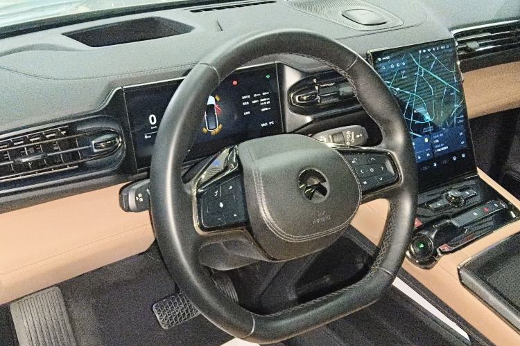 Used Nio ES8 2020 415 km Range 6-Seater Version
