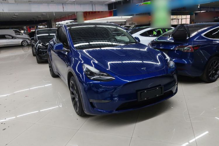 Used Tesla Model Y 2021 Long-Range All-Wheel-Drive Version
