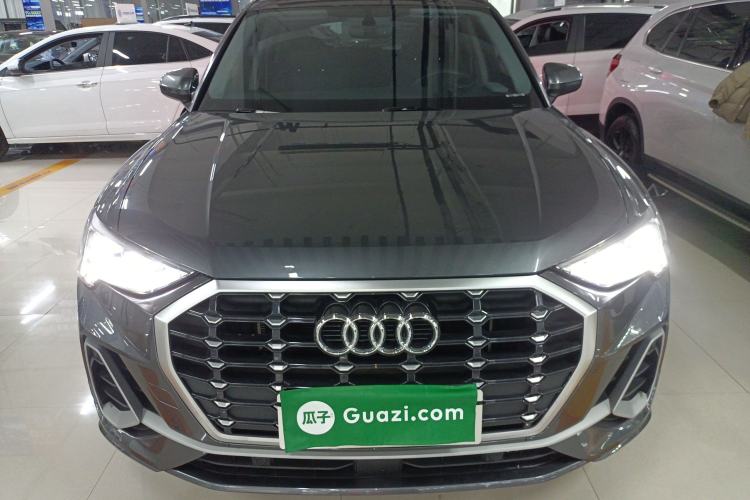 Used Audi Q3 2022 35 TFSI Fashion Dynamic Model