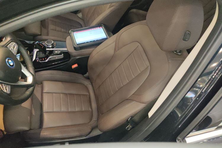 Used BMW iX3 2021 Updated Leading Edition
