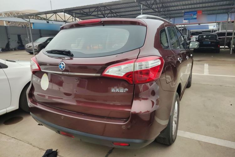 Used Venucia T70 2015 2.0L Manual RuiQu Version
