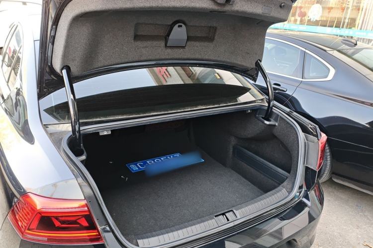 Used Volkswagen Magotan 2020 330TSI DSG Leading Model
