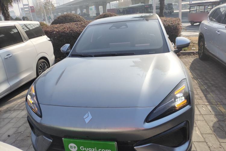 Used Baojun Yunhai 2024 140km Plug-in Hybrid Version